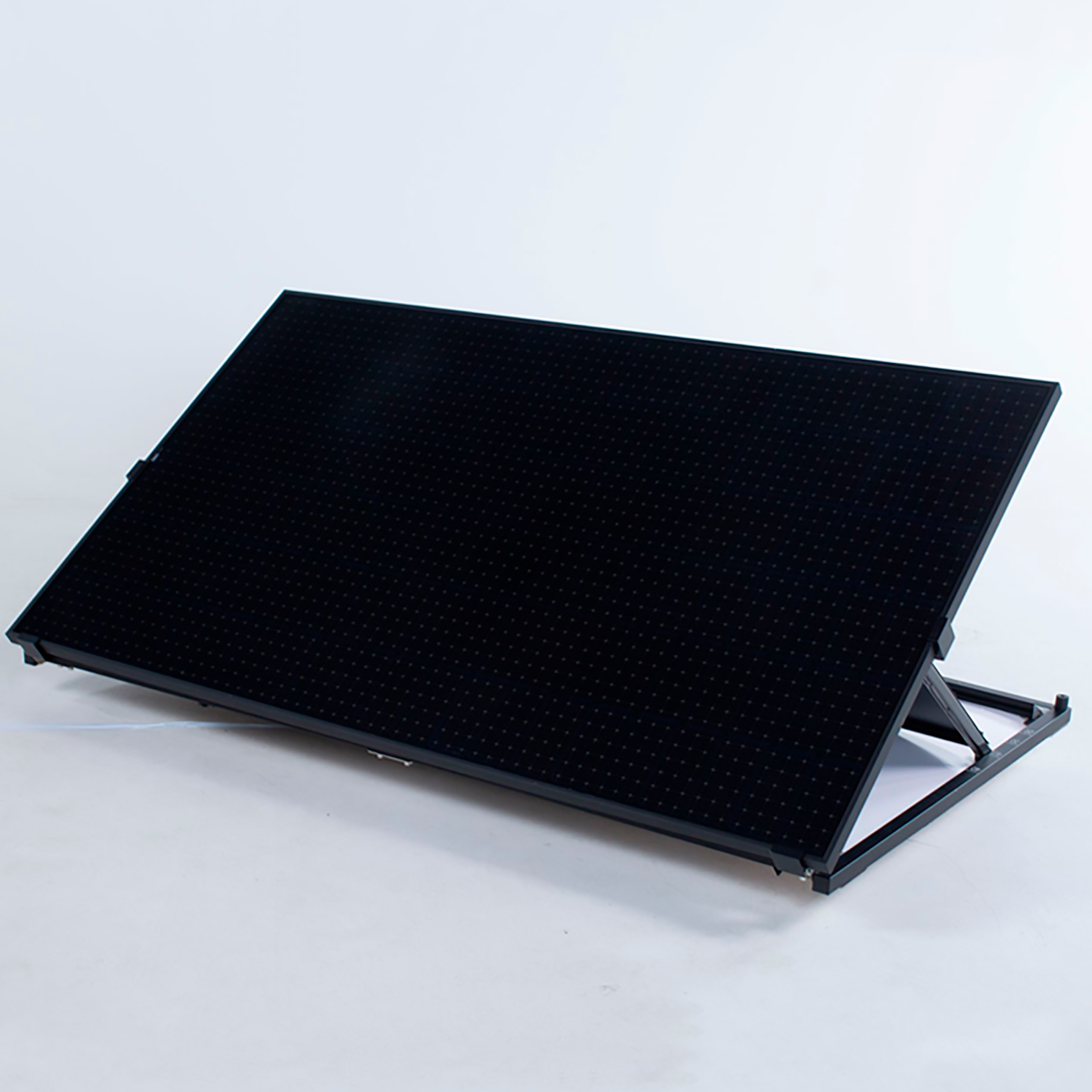Solarpad 380Wp | Solar panel with plug - micro-inverter - pedestal assembled | 5-meter cable with plug | Free Smart Wifi+Bluetooth Cubie